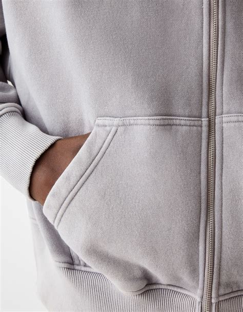 bershka cropped hoodie.